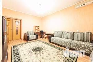 1-к квартира, посуточно, 50м2, 1/1 этаж