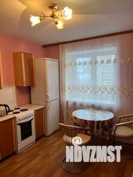 1-к квартира, посуточно, 43м2, 5/10 этаж