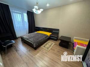 1-к квартира, посуточно, 38м2, 8/17 этаж