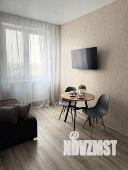 1-к квартира, посуточно, 33м2, 15/16 этаж