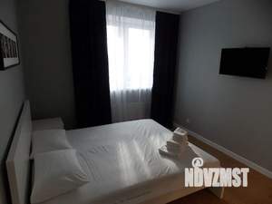 1-к квартира, посуточно, 36м2, 12/19 этаж