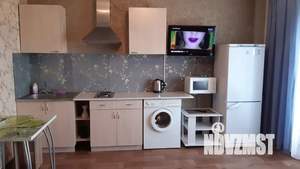 Студия квартира, посуточно, 30м2, 8/10 этаж