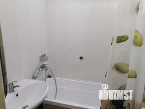 1-к квартира, посуточно, 40м2, 1/10 этаж