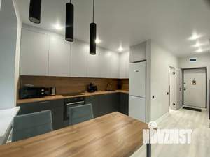 Студия квартира, посуточно, 45м2, 2/10 этаж