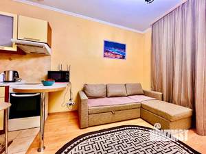 Студия квартира, посуточно, 40м2, 7/15 этаж