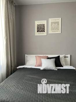 Студия квартира, посуточно, 30м2, 11/20 этаж