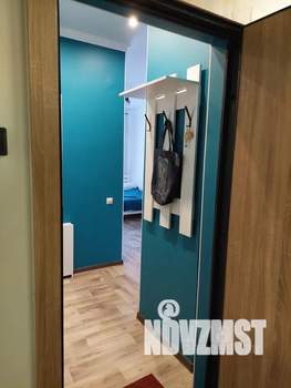 Студия квартира, посуточно, 25м2, 1/4 этаж