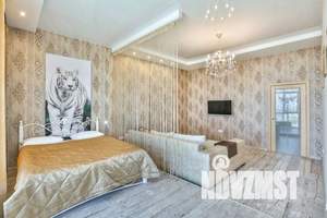 1-к квартира, посуточно, 64м2, 23/23 этаж