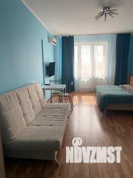 Студия квартира, посуточно, 32м2, 2/15 этаж