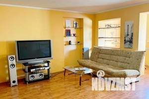 1-к квартира, посуточно, 70м2, 10/10 этаж