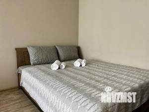 1-к квартира, посуточно, 40м2, 13/16 этаж