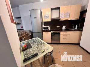 1-к квартира, посуточно, 35м2, 2/15 этаж