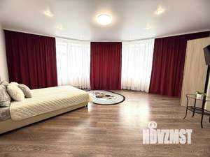 1-к квартира, посуточно, 50м2, 1/1 этаж