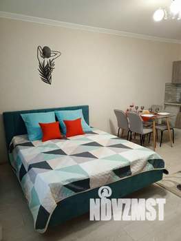 Студия квартира, посуточно, 32м2, 10/20 этаж