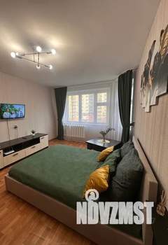 1-к квартира, посуточно, 40м2, 4/10 этаж