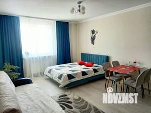 1-к квартира, посуточно, 32м2, 1/1 этаж