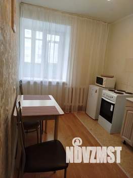 1-к квартира, посуточно, 33м2, 4/9 этаж