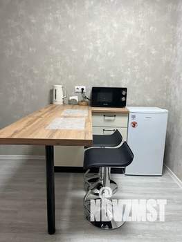 Студия квартира, посуточно, 25м2, 4/17 этаж