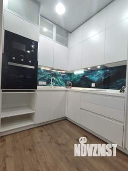 Студия квартира, посуточно, 35м2, 1/19 этаж