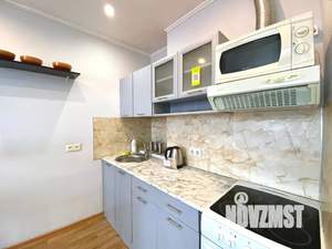 Студия квартира, посуточно, 35м2, 2/13 этаж