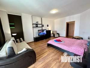 1-к квартира, посуточно, 56м2, 15/17 этаж