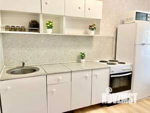 1-к квартира, посуточно, 36м2, 9/10 этаж