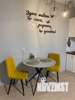 Студия квартира, посуточно, 30м2, 12/19 этаж