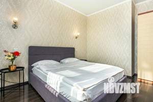 1-к квартира, посуточно, 64м2, 1/1 этаж