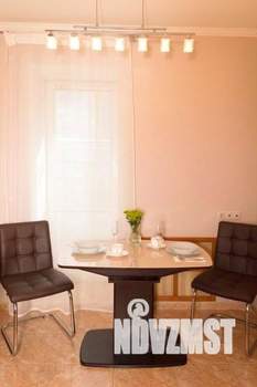 2-к квартира, посуточно, 60м2, 1/1 этаж