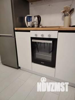 1-к квартира, посуточно, 38м2, 8/25 этаж