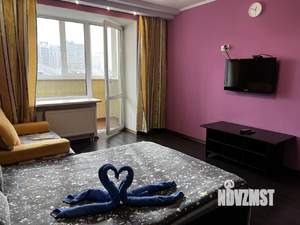 1-к квартира, посуточно, 50м2, 1/1 этаж