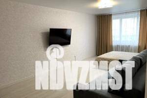 1-к квартира, посуточно, 45м2, 3/15 этаж