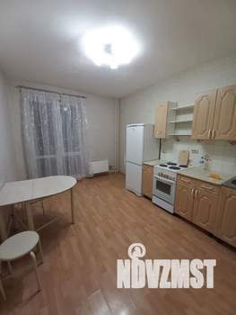 1-к квартира, посуточно, 36м2, 9/16 этаж