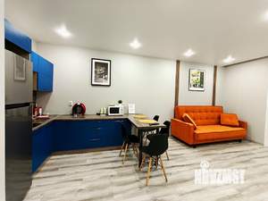 1-к квартира, посуточно, 54м2, 1/1 этаж