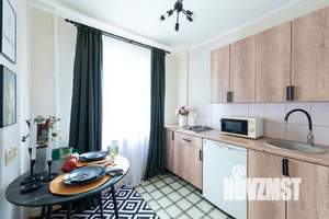 1-к квартира, посуточно, 33м2, 1/1 этаж