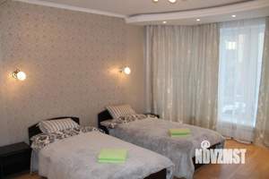 3-к квартира, посуточно, 80м2, 1/1 этаж