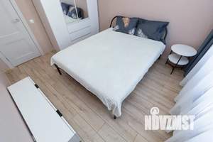1-к квартира, посуточно, 37м2, 13/24 этаж