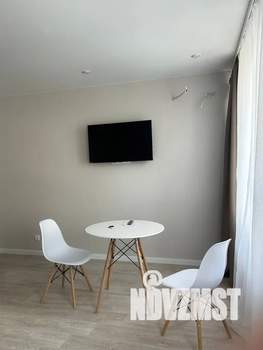 Студия квартира, посуточно, 30м2, 11/18 этаж