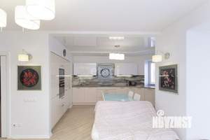 4-к квартира, на длительный срок, 154м2, 5/8 этаж