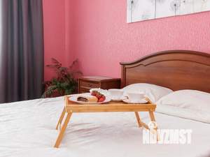 1-к квартира, посуточно, 44м2, 8/10 этаж