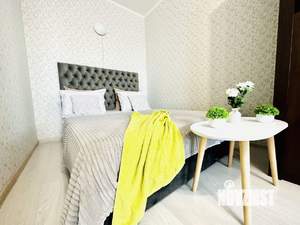 1-к квартира, посуточно, 40м2, 9/18 этаж