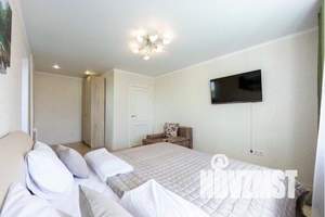 1-к квартира, посуточно, 35м2, 6/10 этаж