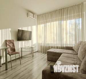 Студия квартира, посуточно, 28м2, 2/17 этаж