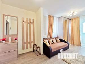 Студия квартира, посуточно, 35м2, 13/17 этаж