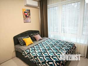 Студия квартира, посуточно, 25м2, 2/17 этаж