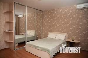 1-к квартира, посуточно, 46м2, 2/10 этаж