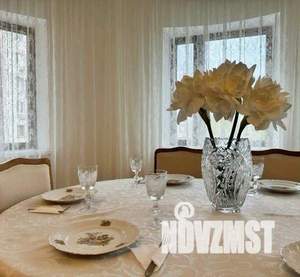 3-к квартира, посуточно, 120м2, 1/1 этаж