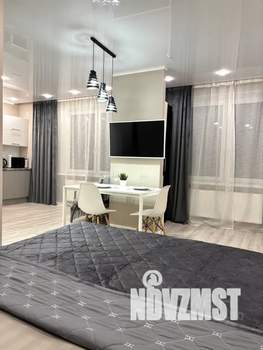 Студия квартира, посуточно, 30м2, 5/17 этаж