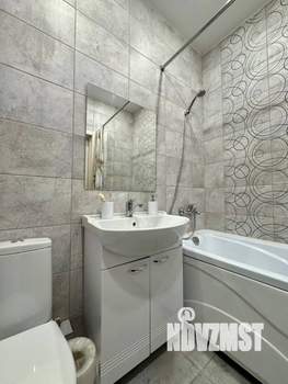 Студия квартира, посуточно, 30м2, 6/9 этаж