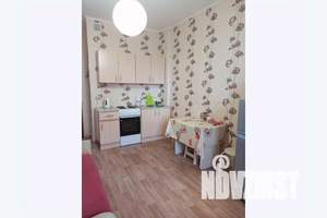 1-к квартира, посуточно, 40м2, 13/17 этаж